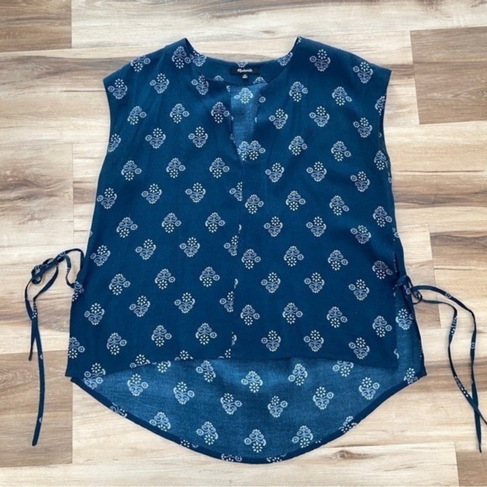 Madewell Women's Sleeveless Top Blue White Print Tie Waist Size XS
